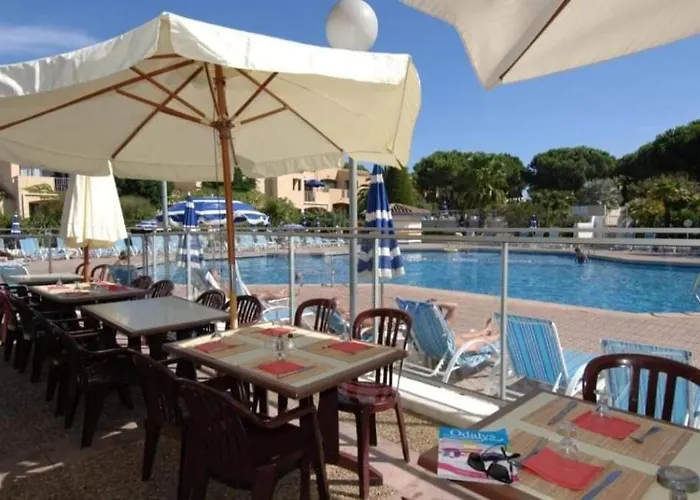 Odalys Saint Loup Climatise 아파트 *